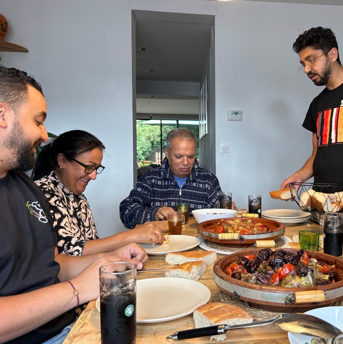 Cook and share a friendly Moroccan meal