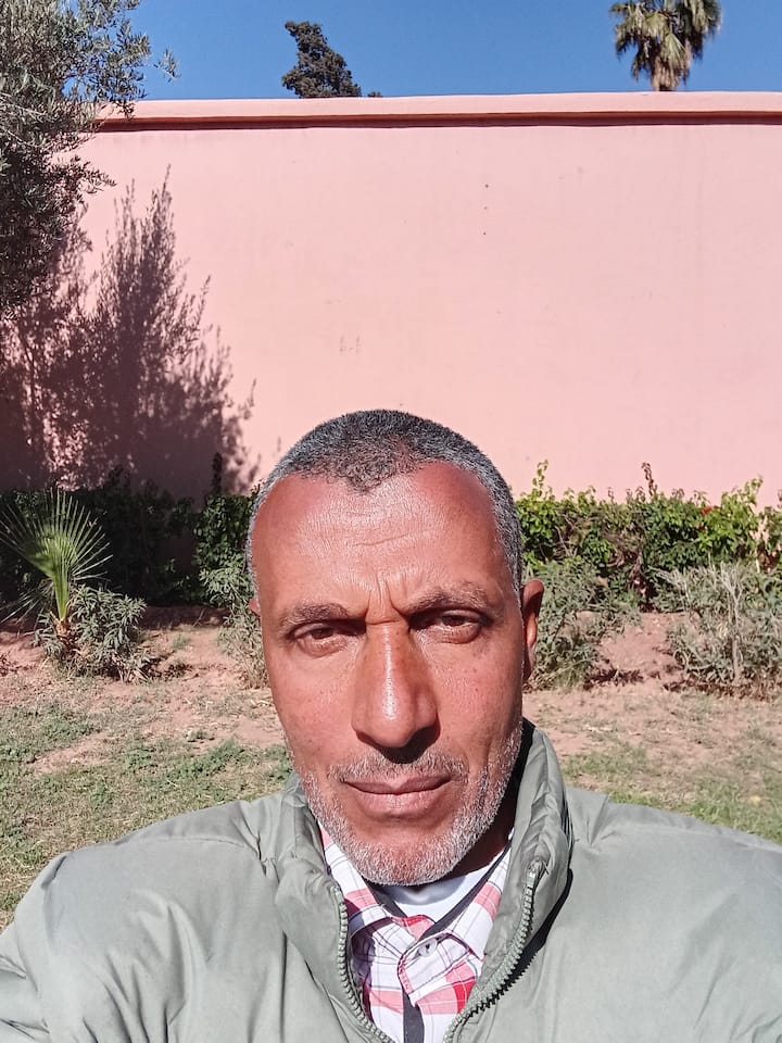 Кратка пешеходна обиколка в Маракеш