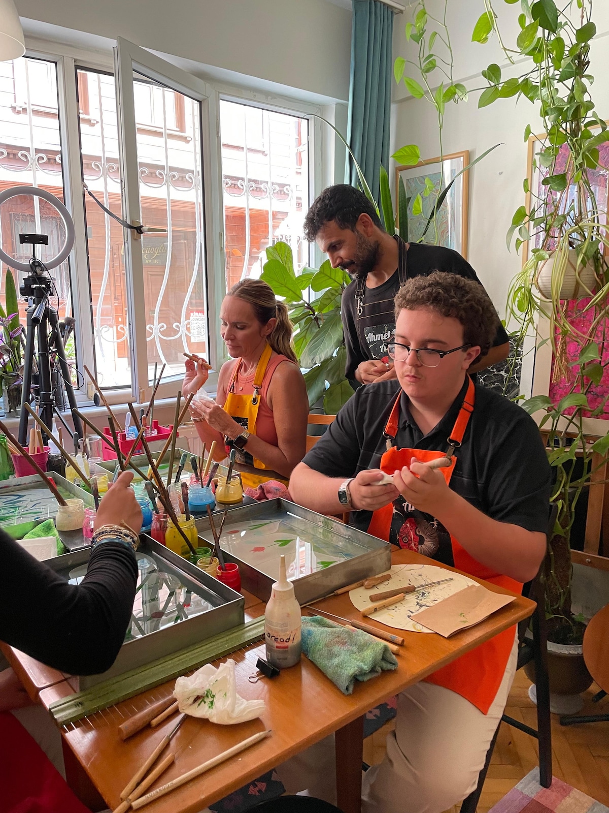 Practice the UNESCO-listed art of Ebru