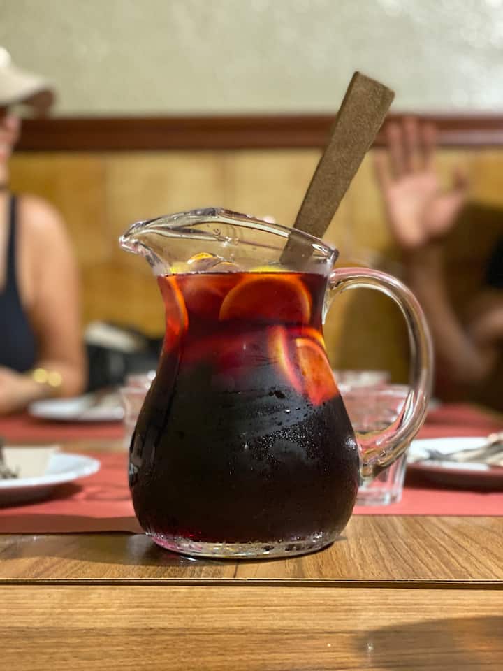 Barceloneta: marisco, historias y tabernas ocultas