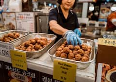 首尔美食探险之旅：品尝 12 道美食和当地瑰宝