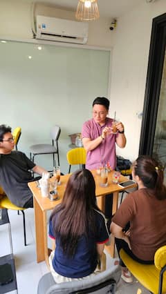 Hacer cafés icónicos reflejo de 3 regiones de Vietnam