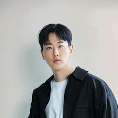 跟 SEVENTEEN 的声乐导师学唱歌