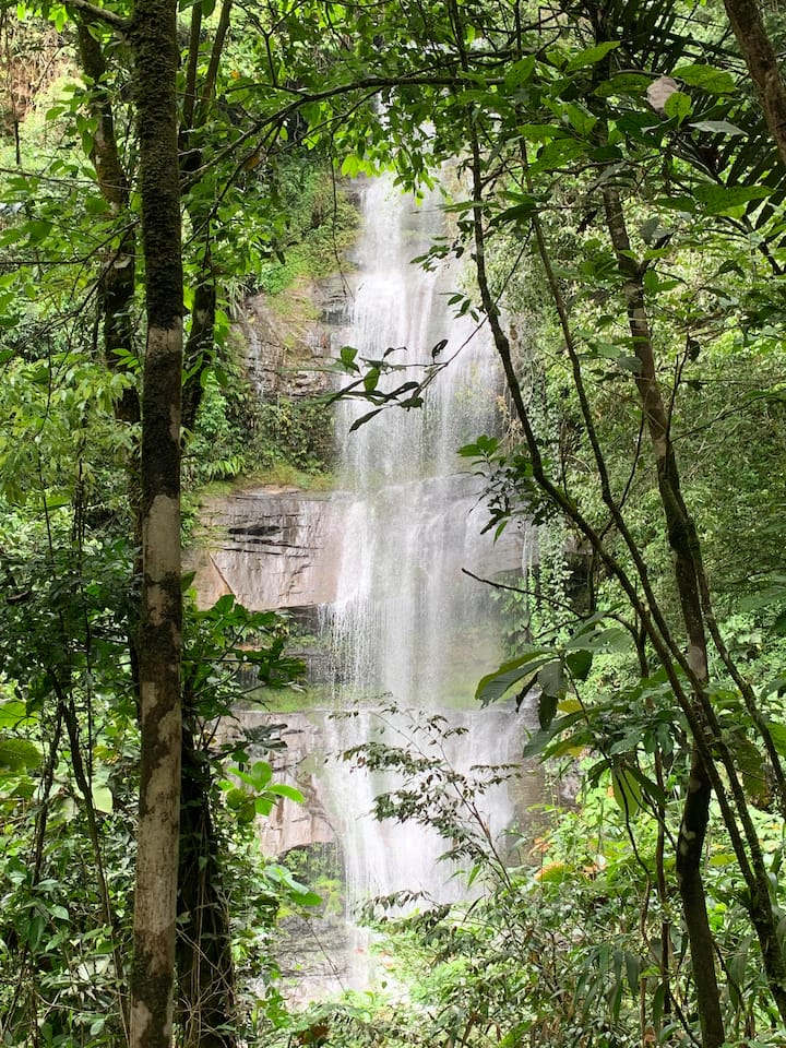Tour de Cascadas - Charco Azul en Mesetas