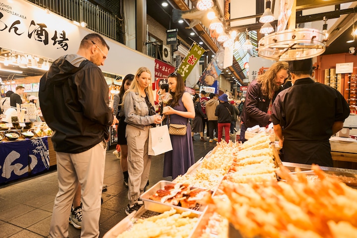 Osaka: 2Hour Highlights & Hidden Gems Walking Tour · ☆4.2