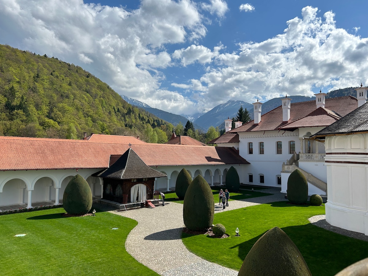 Discover the ortodox monasteries!