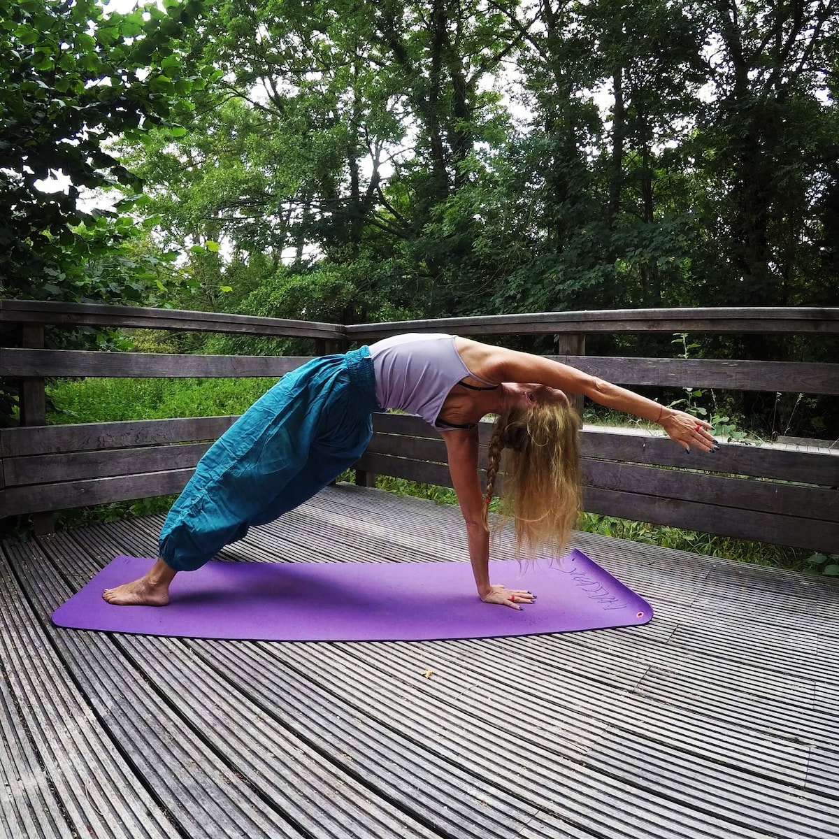 Today I decide to stay in shape Today I decide to stay in shape