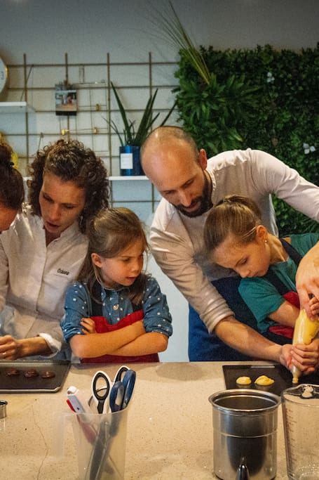 Un atelier de pâtisserie de macarons pour tous âge