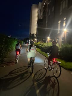 Pedala tra la vita notturna di Orlando