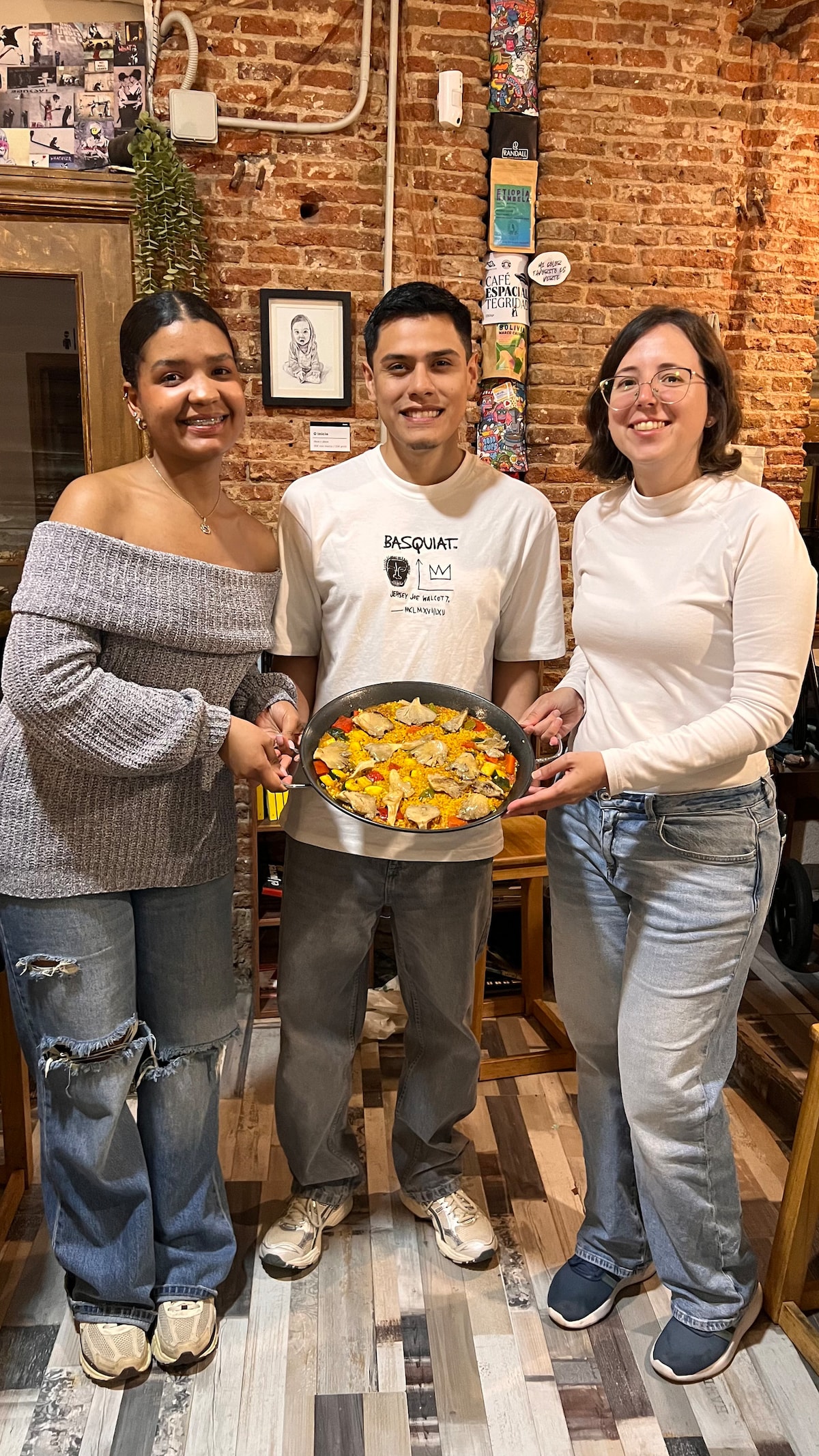 Paella and sangria workshop in downtown Madrid