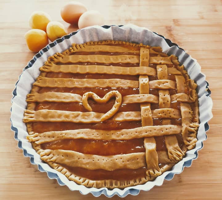 Përgatit makarona të freskëta me recetën e familjes