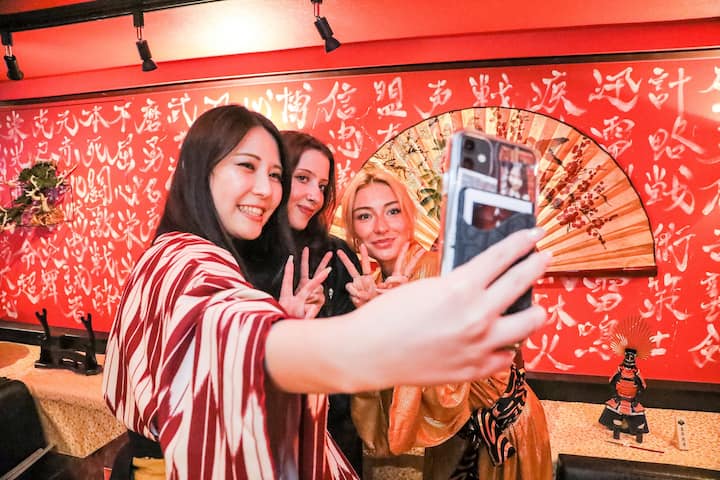 Доживување со самурај и шогунот: оклоп, фотографии и саке