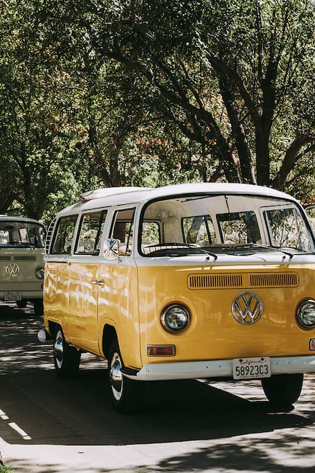 Vintage VW bus wine tour through Saddlerock Ranch
