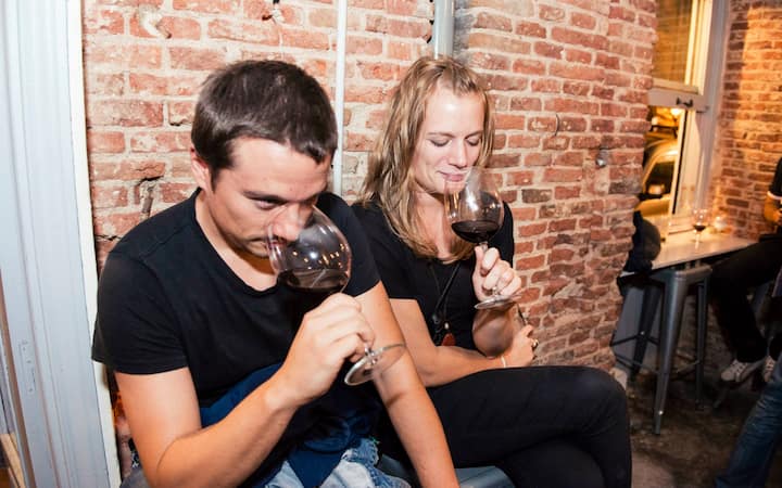 Дегустация на вино и тапас в сърцето на Мадрид