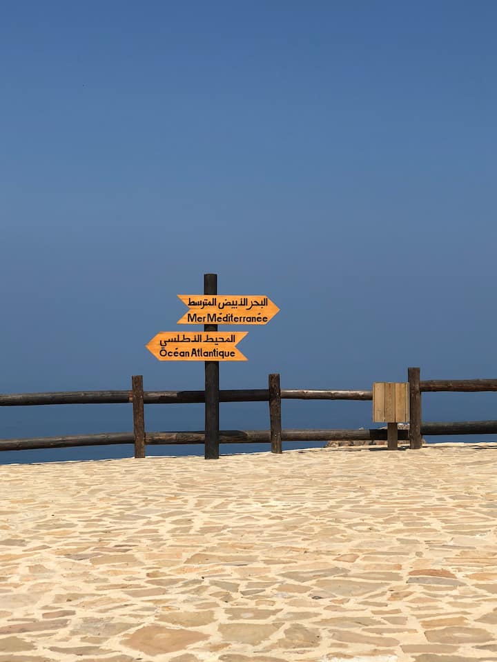 Auténtico tour por Tánger con guía de 27 años