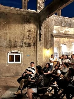 לגלות את החיים המתוקים של "ערי הסוכר" של נגרוס