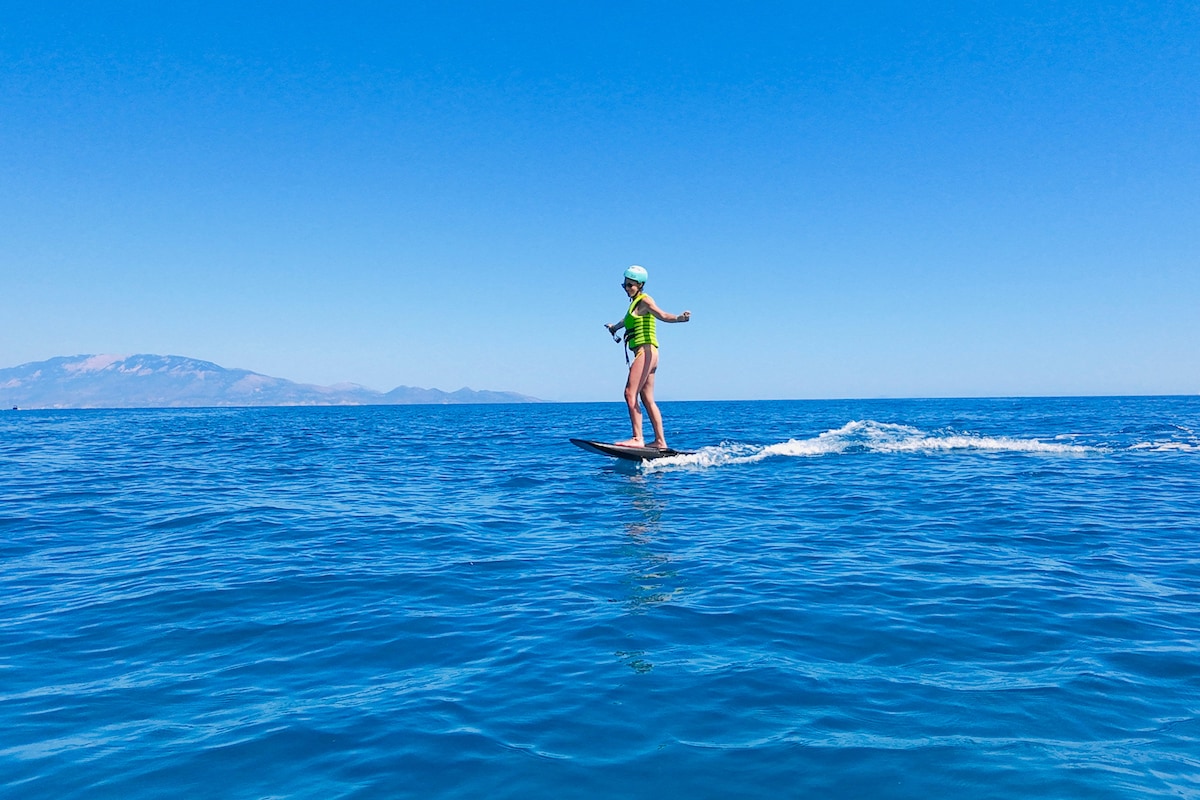 An eFoil experience like no other in Zakynthos