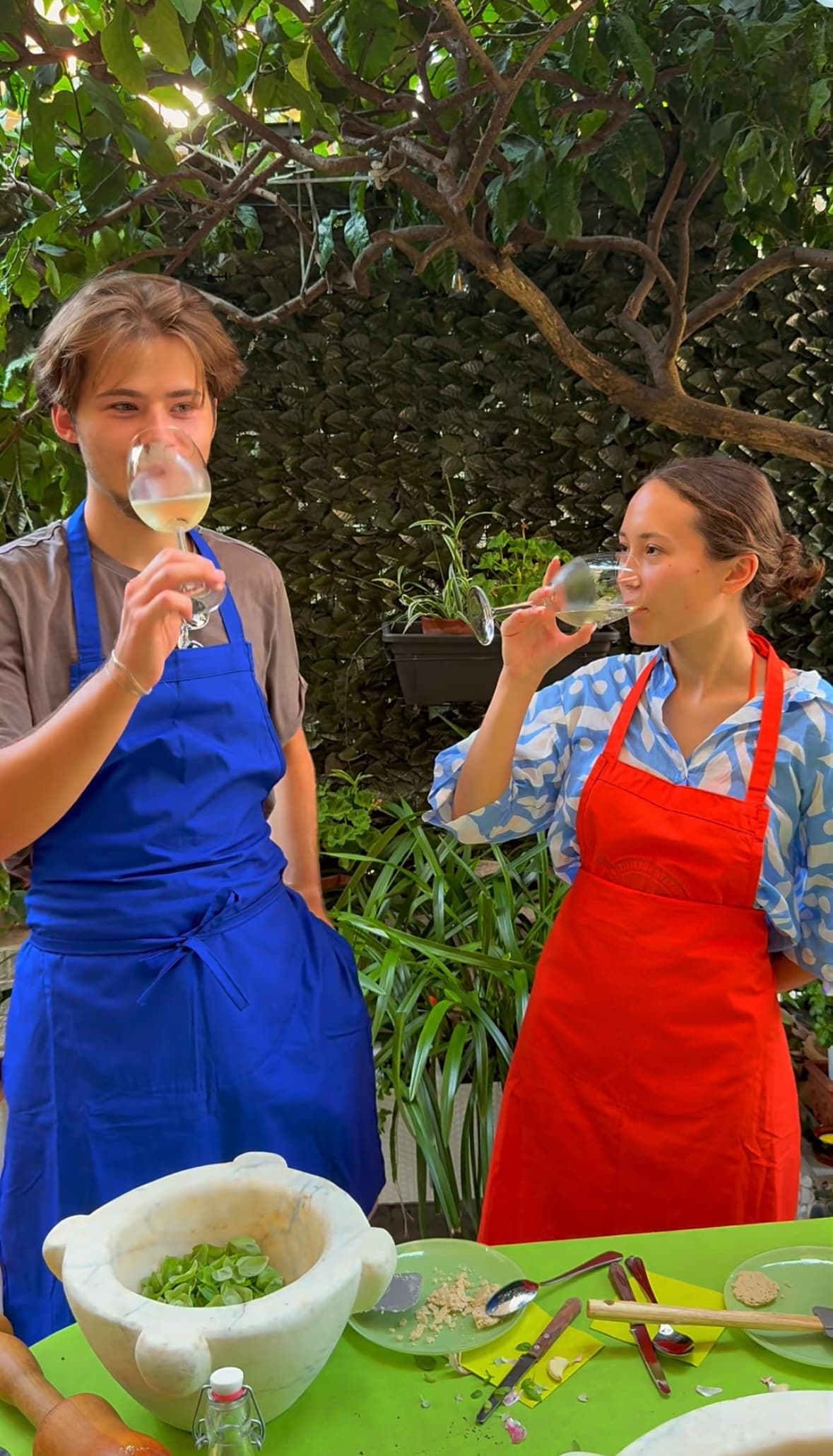 Prepare real Genoese pesto in a mortar