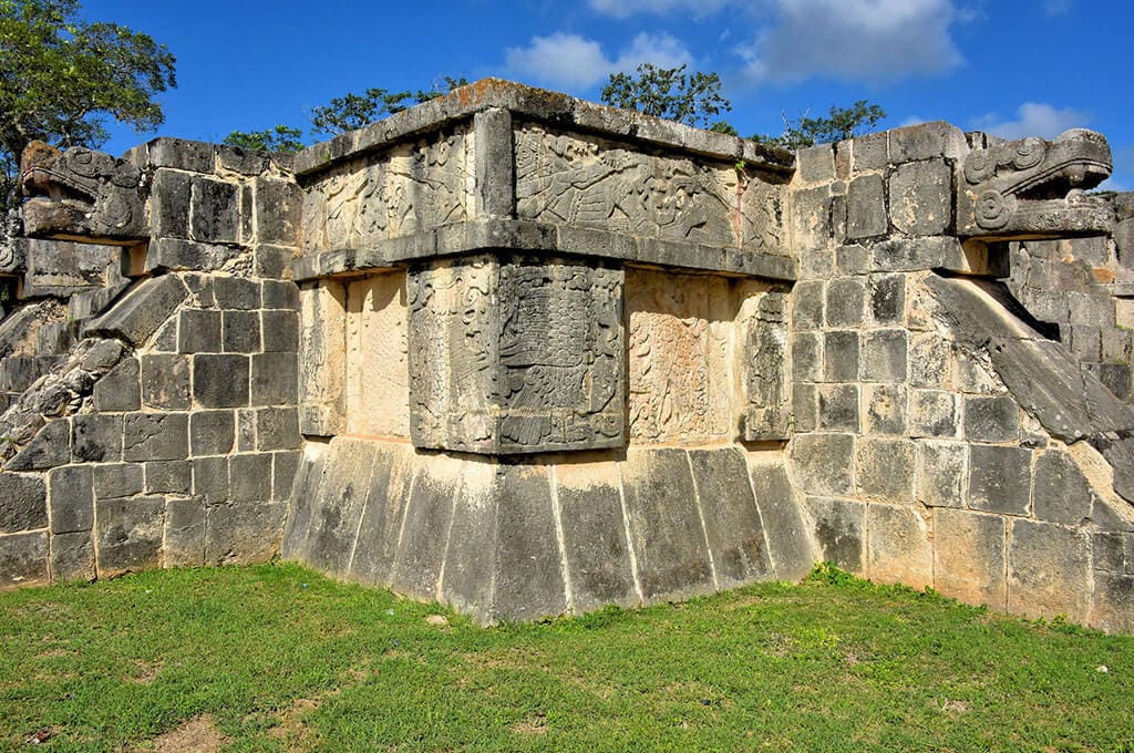 Chichen Itza: Walking Tour with an Expert Guide
