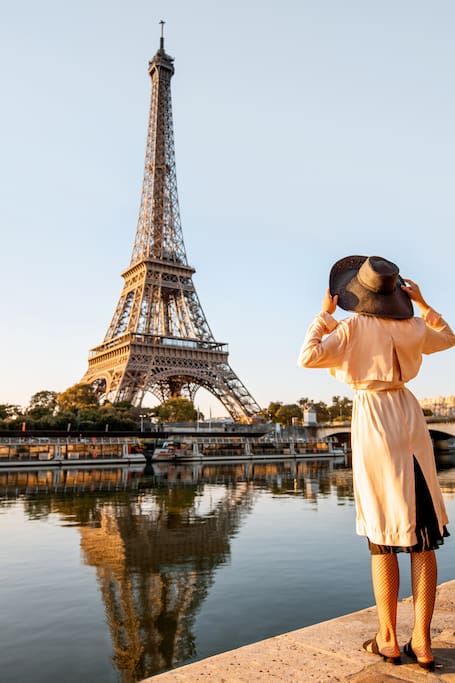 Eiffel Tower Elevator Tour To The Summit