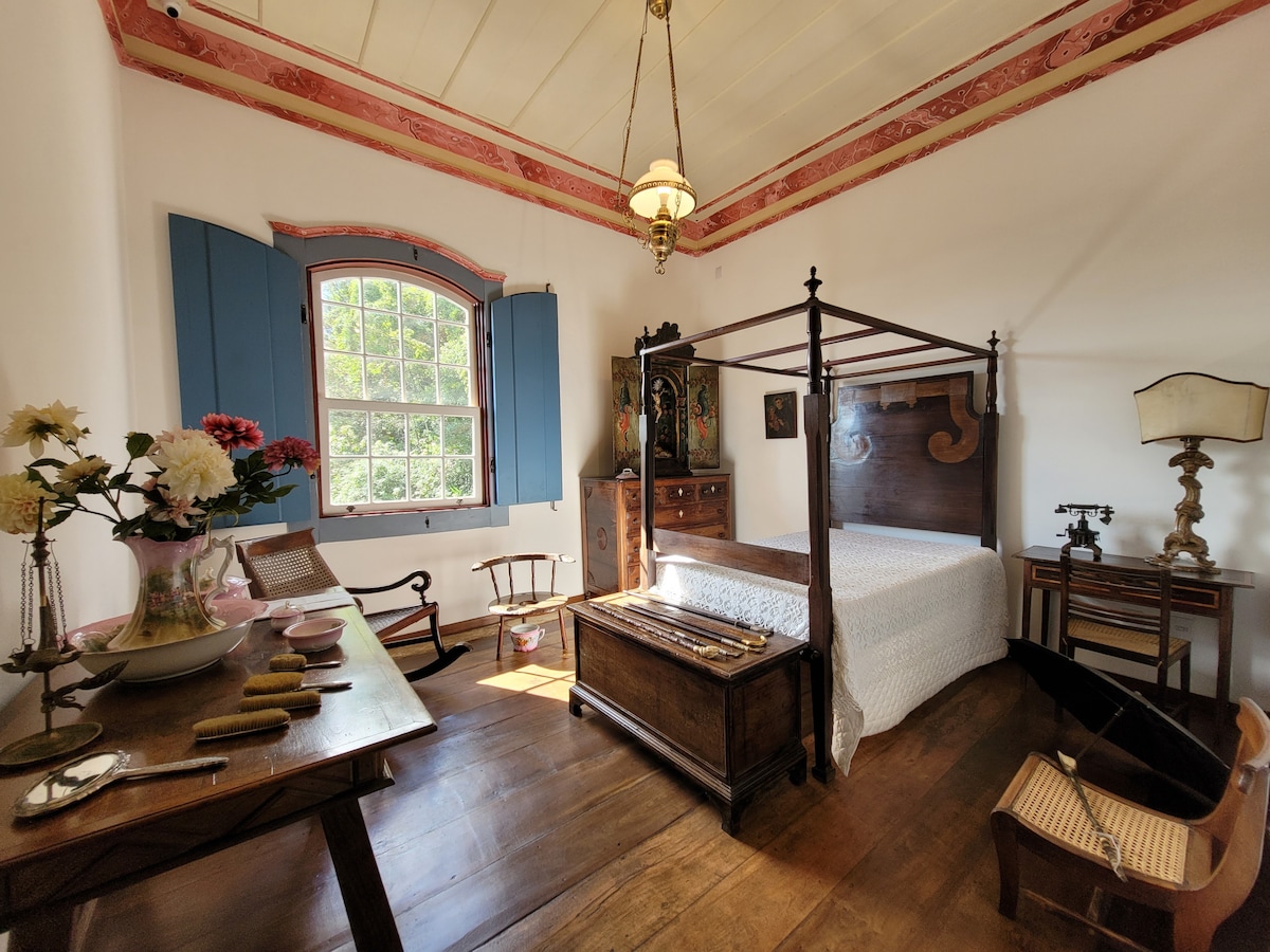 Live an unforgettable experience in Ouro Preto