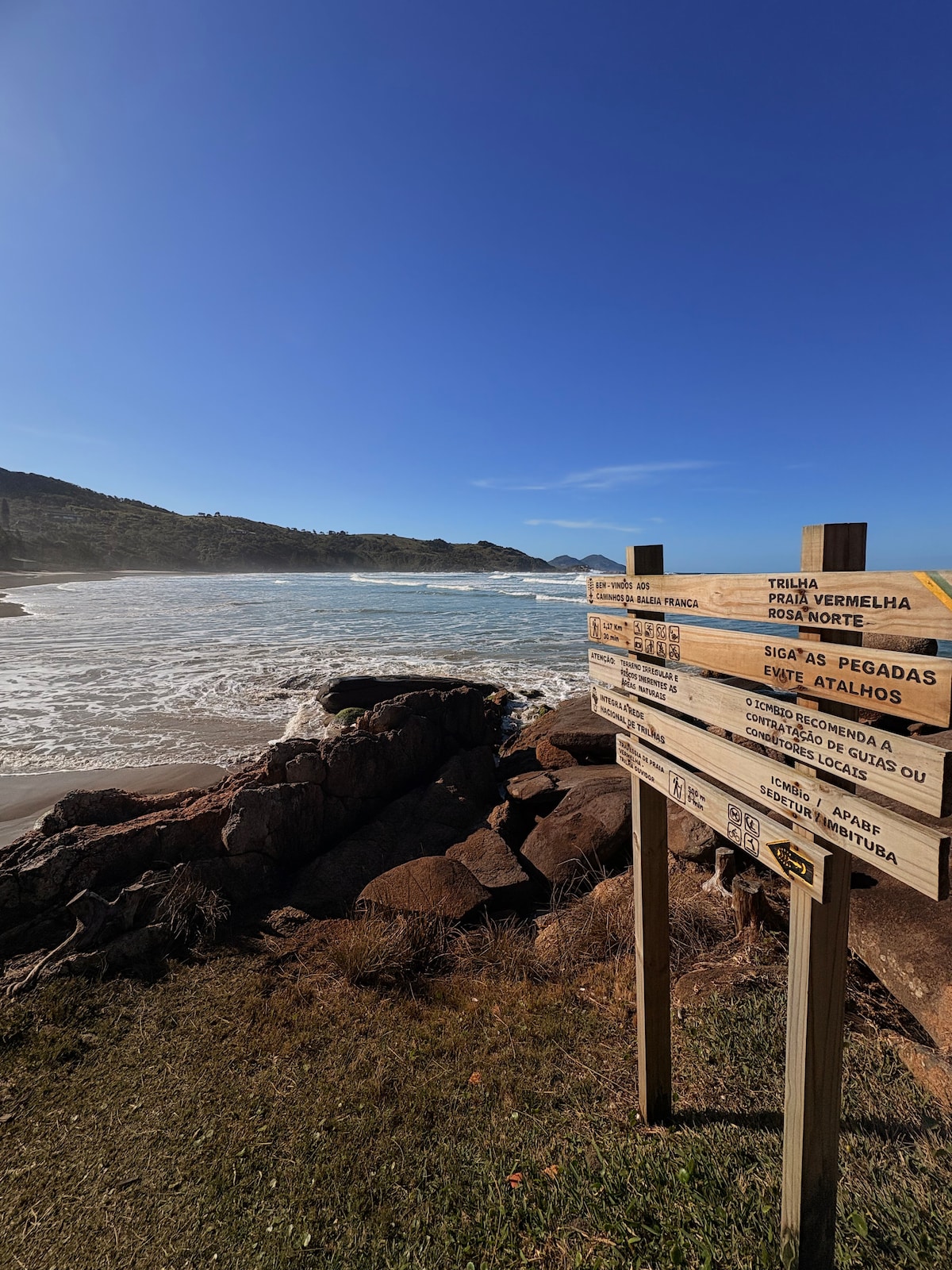 Explore the Red Beach Trail with photos
