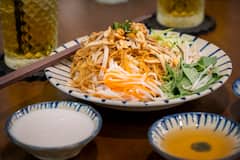 西贡夜间街头美食探险之旅