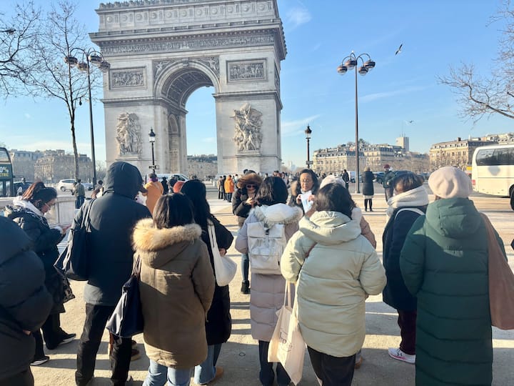 Лулката на уметноста и литературата: Лувр - левиот брег на Париз