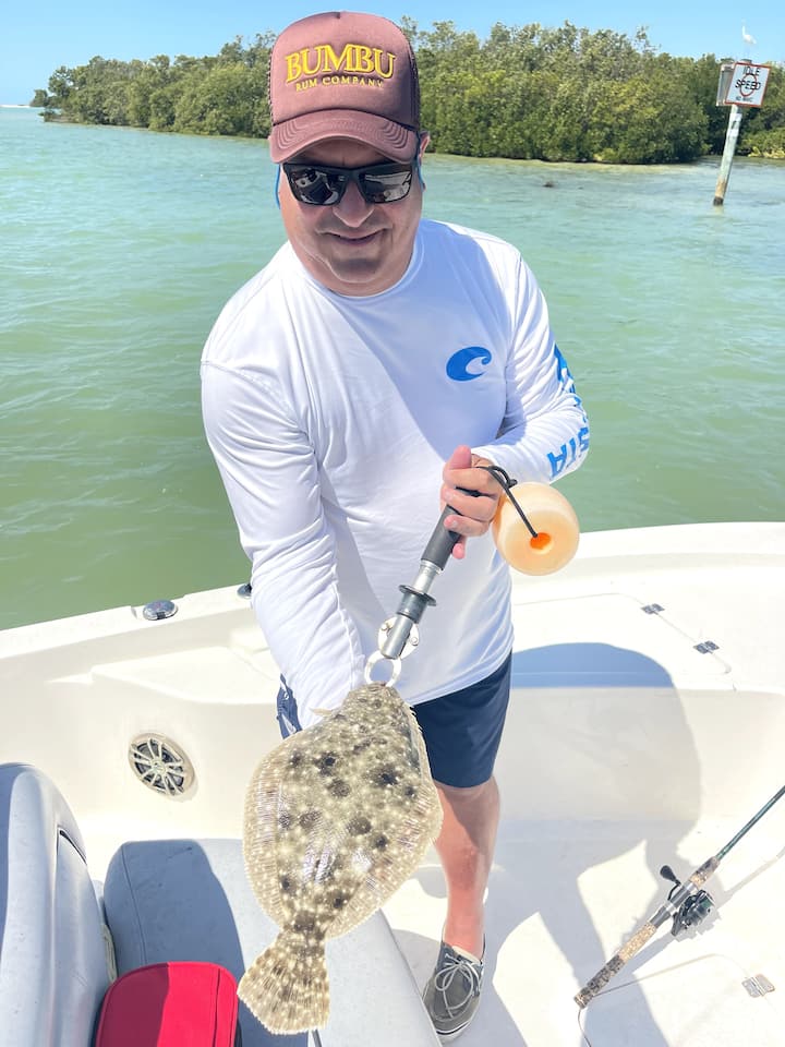 თამპა‑ბეიში თევზაობა ადგილობრივ გიდთან ერთად