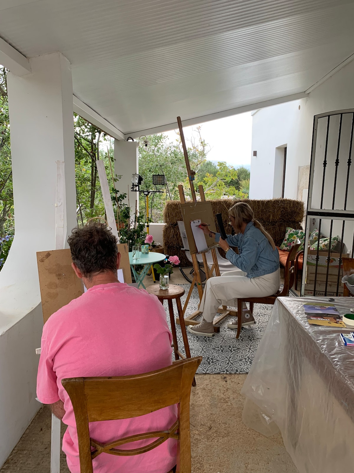 Pennelli e vino al tramonto en Plein Air