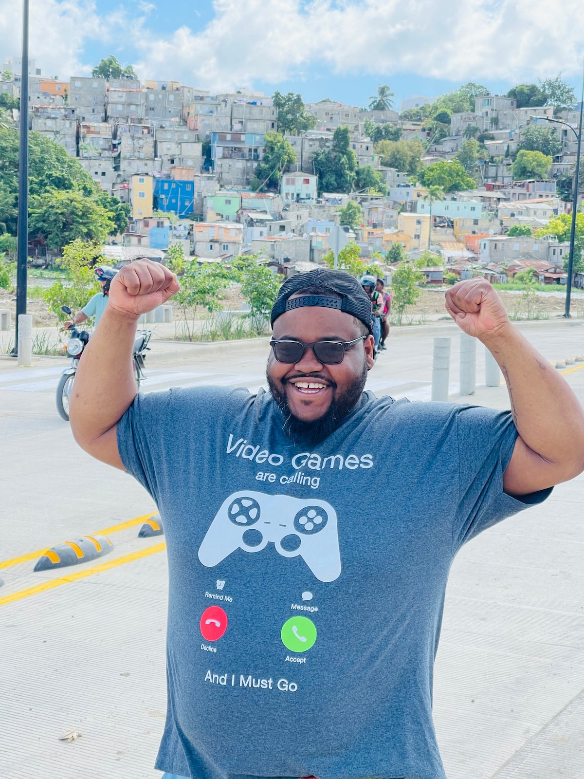 Taste, ride & explore Santo Domingo with a local