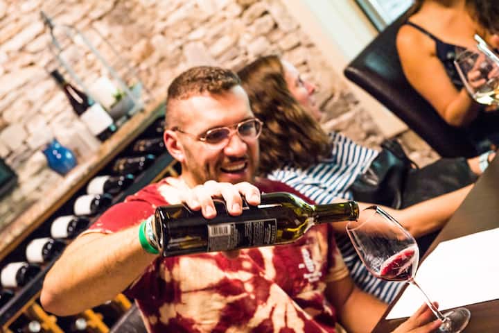 Traslado guiado a Hill Country BBQ & Wine