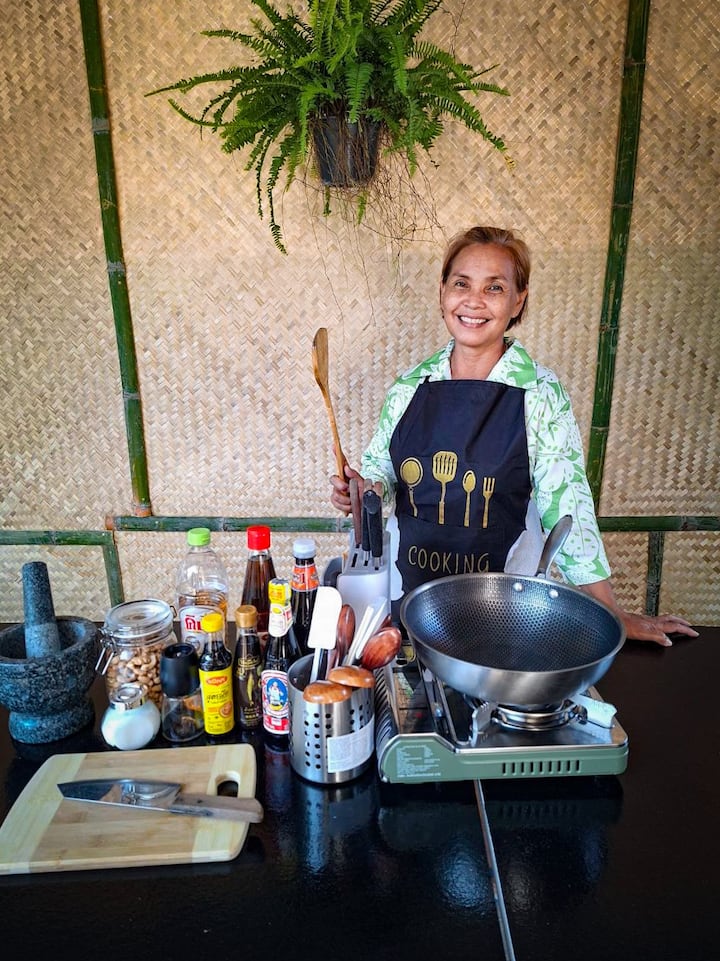 Готвене с Лек,
Урок по тайландска кухня в Чианг Май