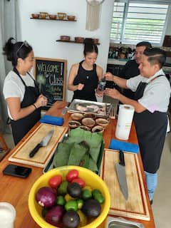 Lezione di cucina yucateca: nixtamal, recado e pibil