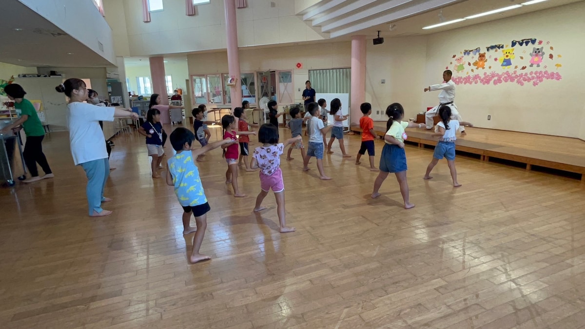 Karate experience, sightseeing, and commemorative photos for your Okinawa trip