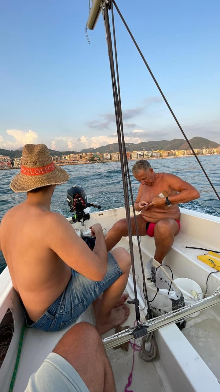 შთაბეჭდილება ამალფის სანაპიროზე, დასასვენებელ გემზე