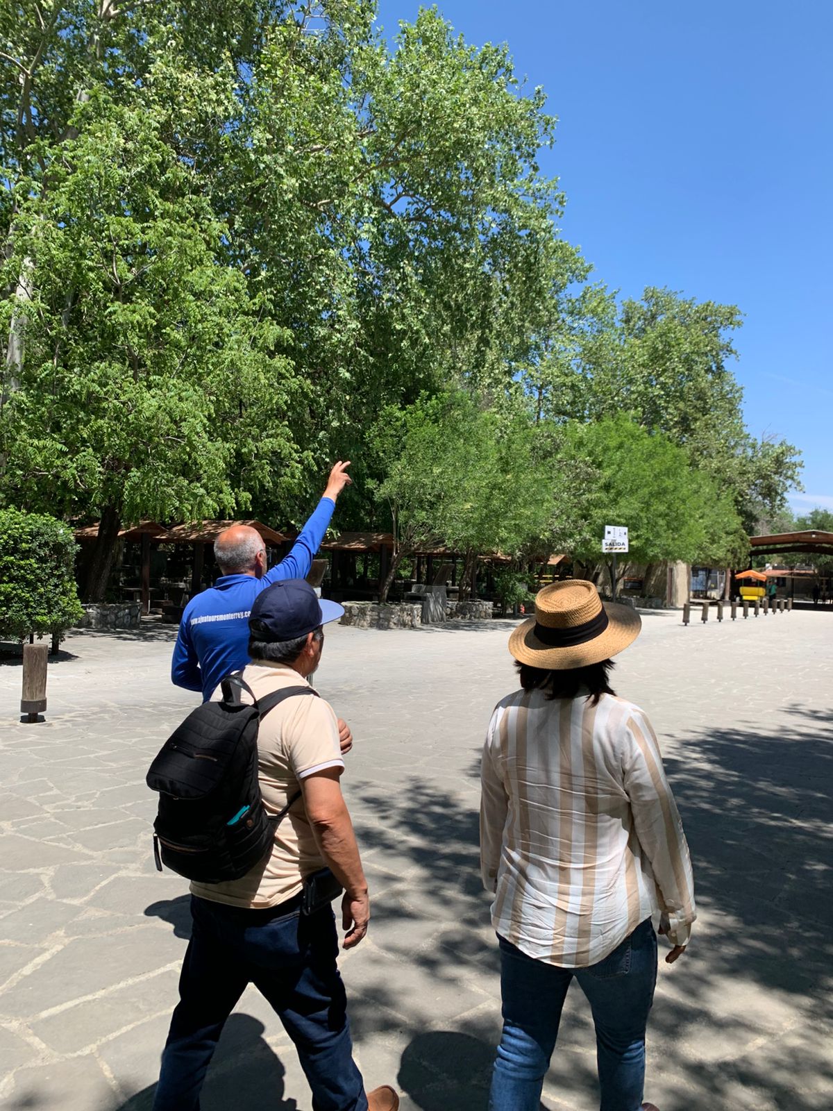 Cultural Tour of the Grutas de García