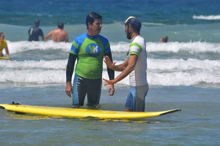 Научете се да сърфирате и се насладете на изживяването във Фамара