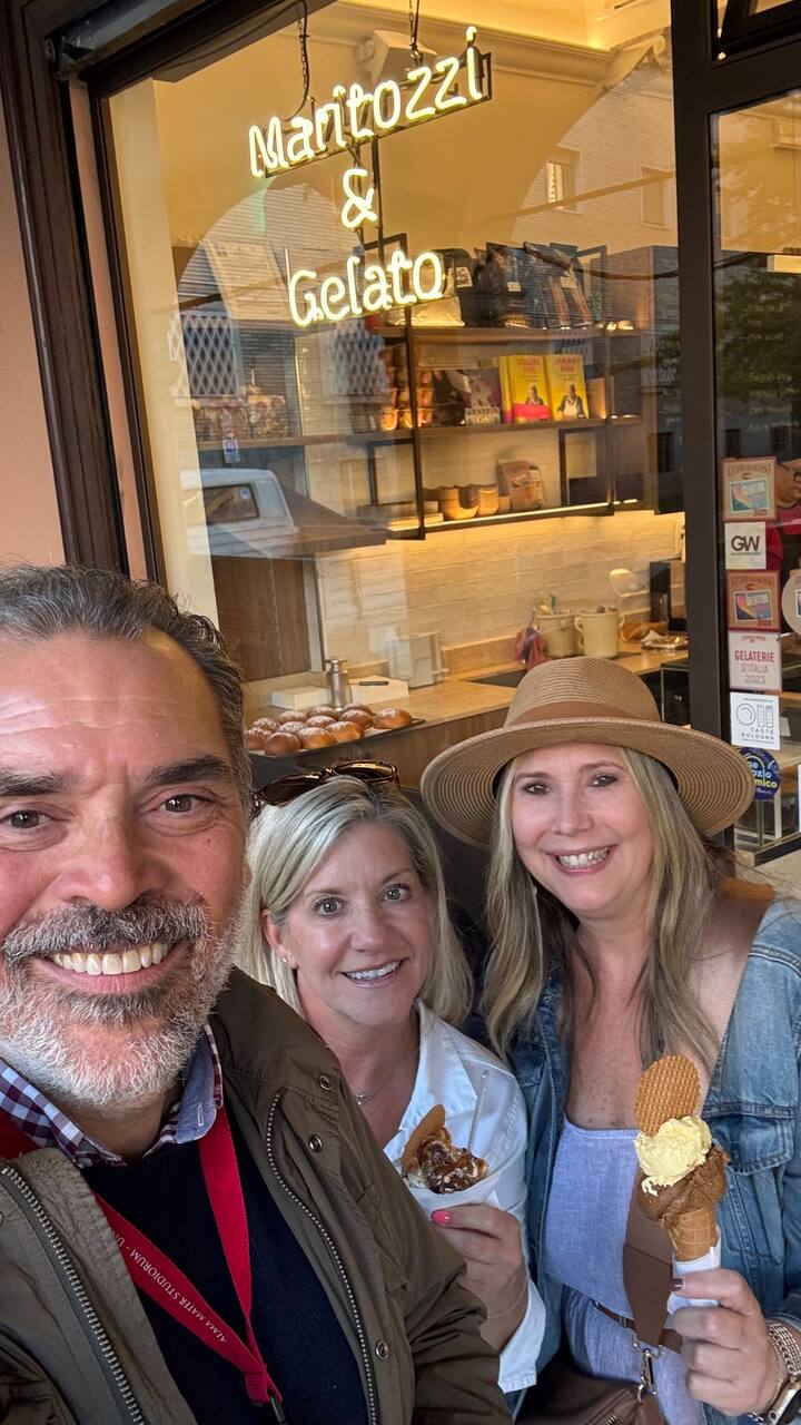 Кулинарна обиколка и еногастрономическо изживяване с местен готвач