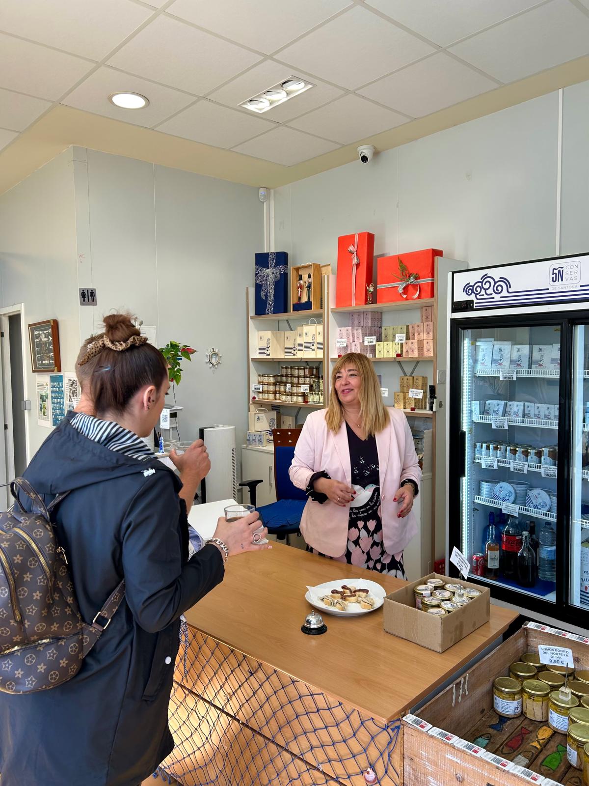 Discover the best anchovy of Santoña: 5Ñ tradition