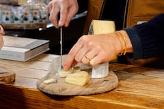 Prueba quesos británicos de clase mundial en Mayfair