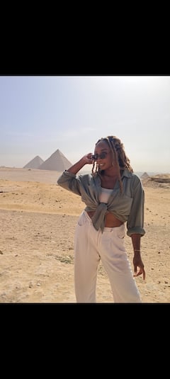 Sosta al Cairo: piramide, museo e feluca