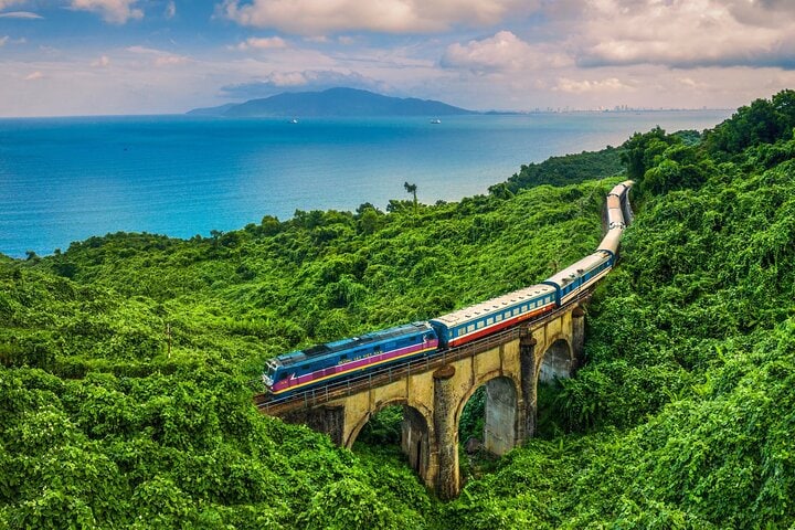 Epic Coastal Train Journey: Da Nang to Hue City