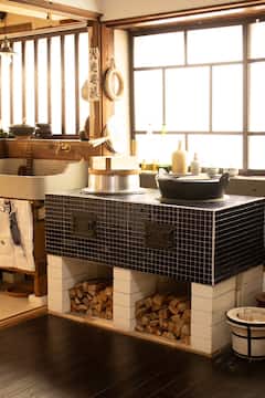 Cook in Kimono at a Century-Old Japanese Kitchen