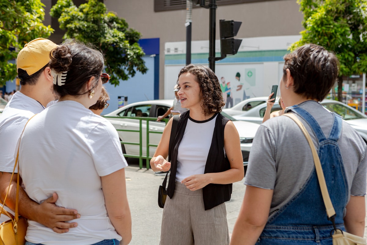 Explore markets in Belo Horizonte