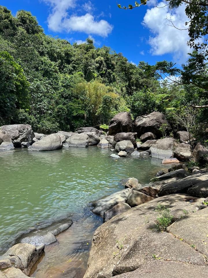 Recorrido por los toboganes acuáticos y la playa de El Yunque