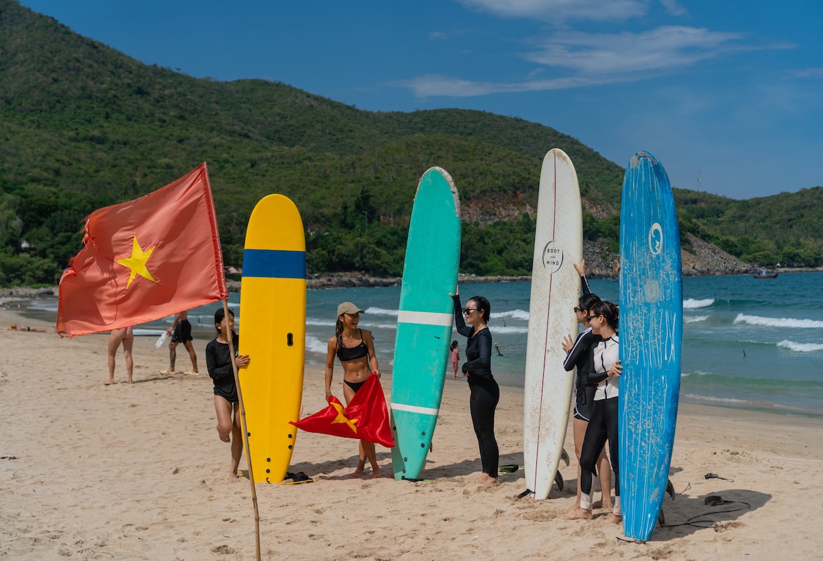 Catch Your Waves at BodyVàMind Surf Lesson