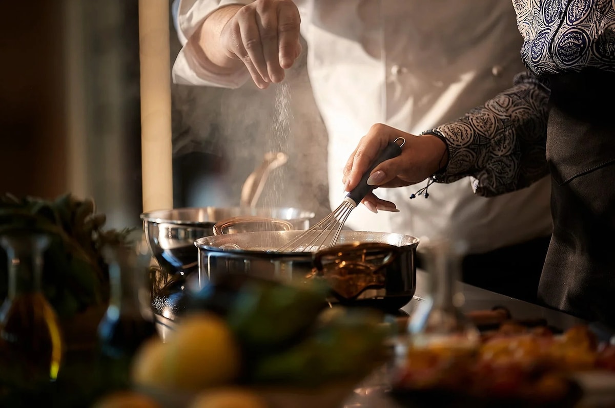 Cook Morocca Dishes & Explore the Spice Market