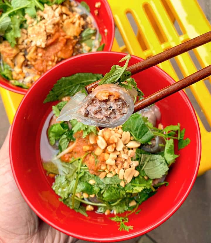 Кулинарна обиколка в стария квартал на Ханой и посещение на ЖП гарата