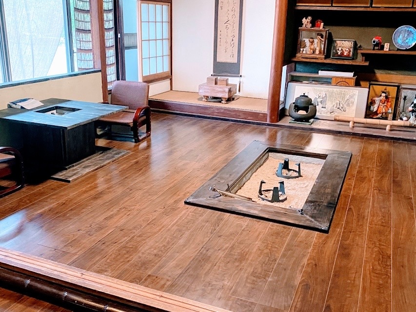 Irori Experience 
- Time spent with fire in the original Japanese landscape -